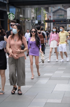 性感美腿高跟美女