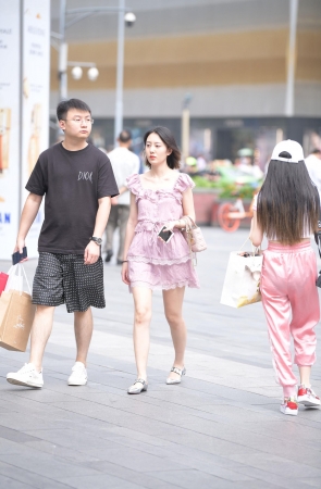 靓丽肉嘟嘟的女友