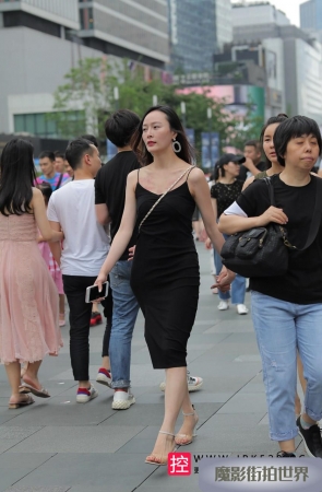 黑色短裙美女3A3779[316M]