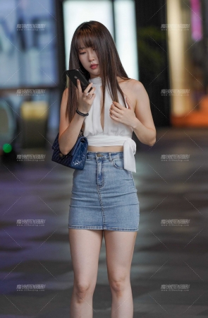 靓丽女孩 超显身材