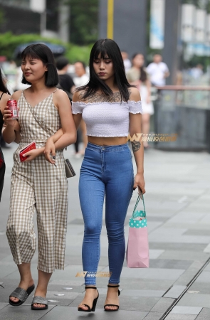紧牛肥臀