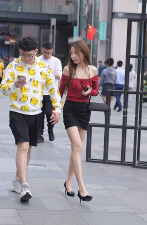 91010-7+38 如此风情的女友，我每晚都回家 7P