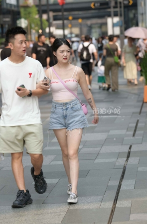 甜蜜蜜小情侣