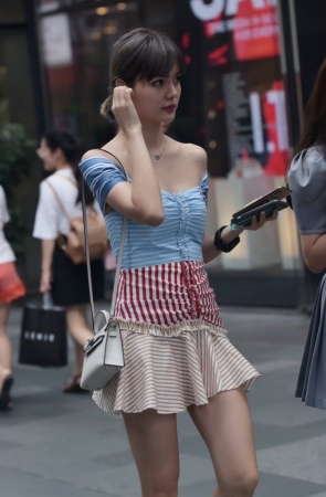 荷叶边拼接裙 [65P-1.19GB]