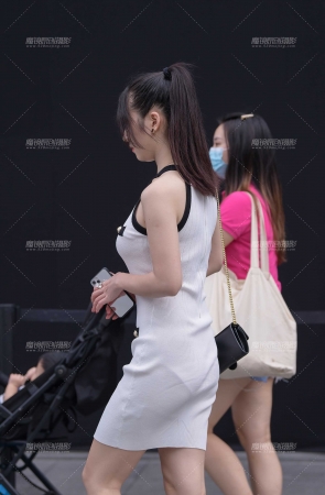 靓丽气质美人儿