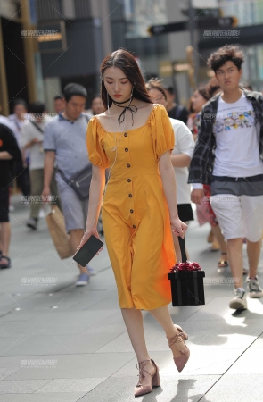 千金气质 精致漂亮的长发女孩