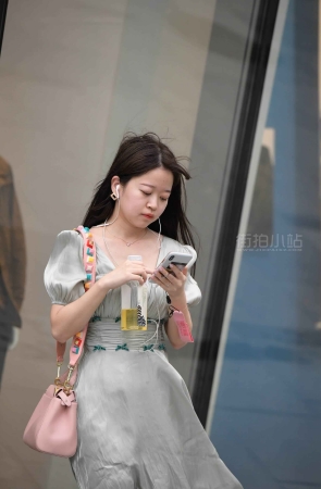 街拍高跟妹子