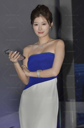 24831-48=43√韵味蕾丝～约隐约现 15P