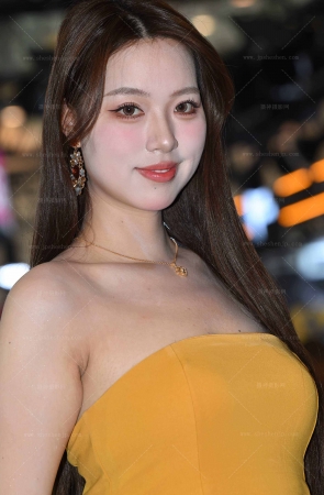 26328-28-85√苏碧婷-真是腿精-美腿美足 12P