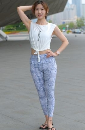 搭讪紧身瑜伽裤美女(176P)