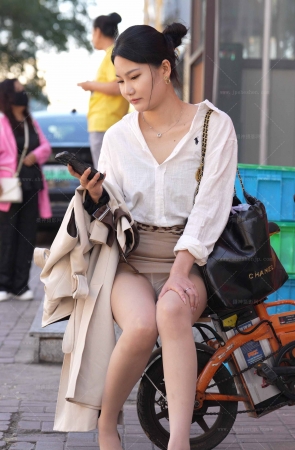 迎国庆惠酬宾肉丝高跟无与伦比8K2min 8P