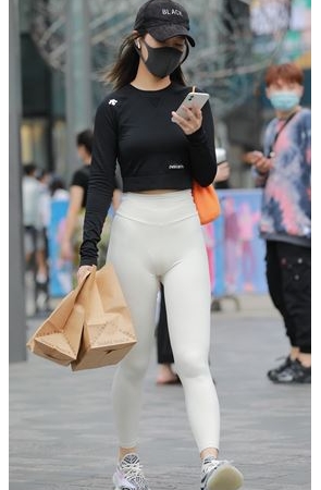 白色瑜伽紧身裤美女(126P)