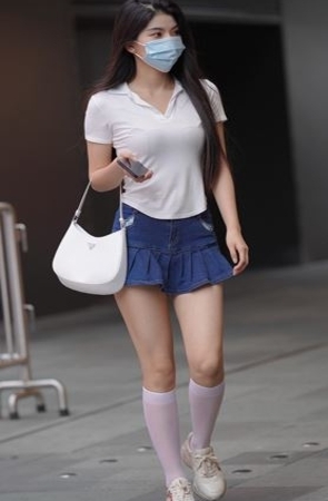 蓝色短裙小姐姐(74P)