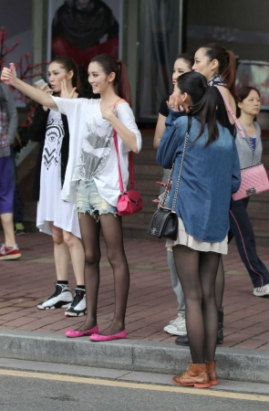 一帮大长美腿模特