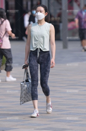 气质瑜伽美女