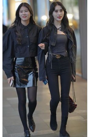 黑色紧牛美女(139P)