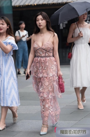 碎花裙的美女3A1311[306M]