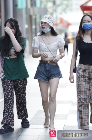 精致且天生丽质标准的美女MJ1288[995M]