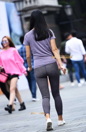 街中紧身