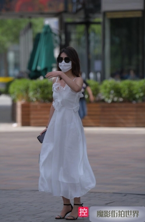 白色长裙气质美女MJ570[2.1G]