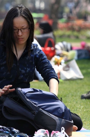 No1224 虽已少妇，但这双玉足的白嫩细滑不输少女