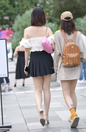 2282-9+139喜欢这双玉腿【套图➕视频】 15P