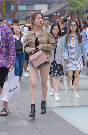 A9102-1+73P热裤丝袜女孩 5P