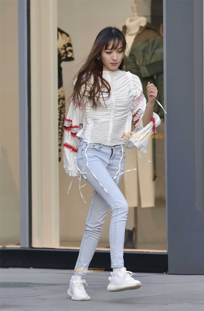 牛仔美女漂亮迷人