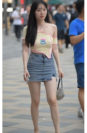 牛仔裙美女(77P)