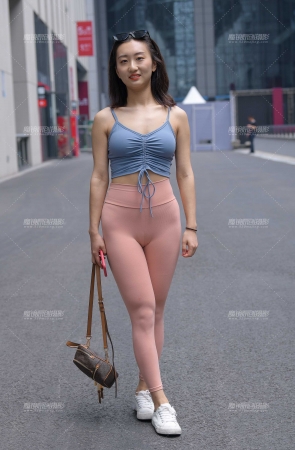 粉色的蜜桃裤