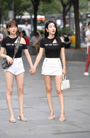 长腿姐妹