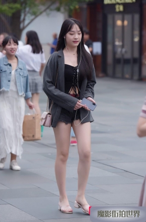 短裤美女3A1308[890M]