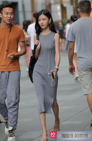 秀气的修身长裙长发美女3A337[336M]