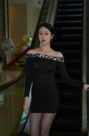 一字肩黑裙 [132P-1.79GB]