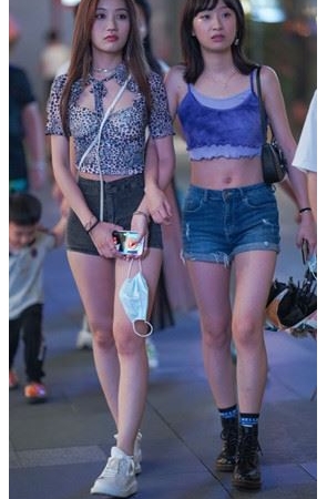 两个时尚的妹子【套图+视频】