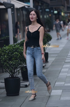 爱上的小姐姐