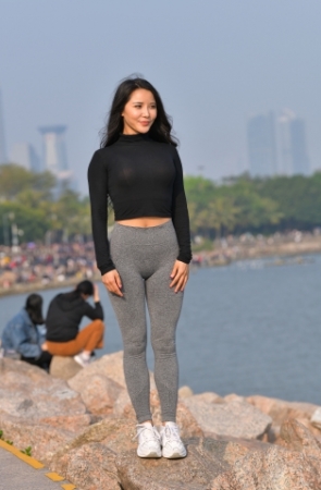 瑜伽美女的故事