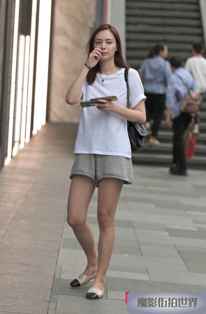 小姐姐要是配上双高跟那就完美了3A1854[682M]