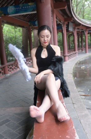 一始街拍作品  独坐幽篁里 [686P1V-28.2GB]