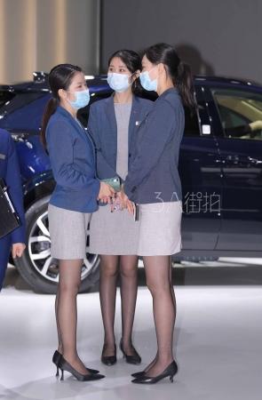 [摄神] A201123-3+42/2020广州国际车展，太美了这三个妞 10P