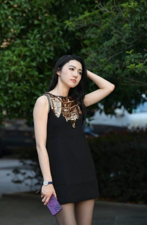 简约大气吊带裙 [127P-2.92GB]