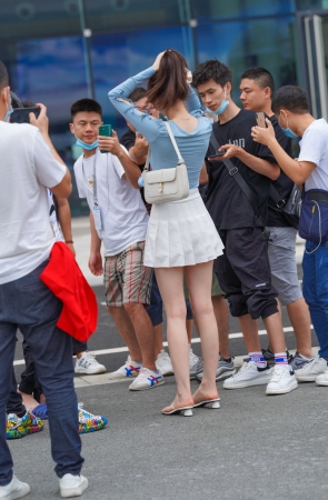 白白净净超可爱 人见人爱啊