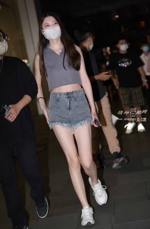 2287-7+109白皙热裤女孩 21P