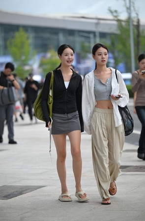 SH25-85-50√真是美腿爱穿拖鞋啊