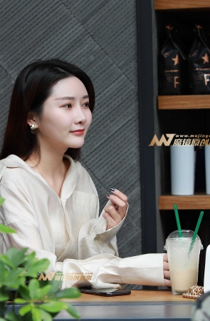 漂亮白皙美女 我愿意为你买单