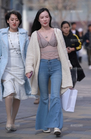 这样的美女你是否喜欢