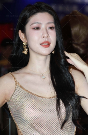 25杭州台球展网红-弦子