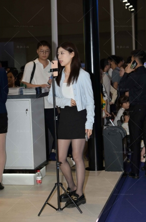 超薄丝主播小姐姐