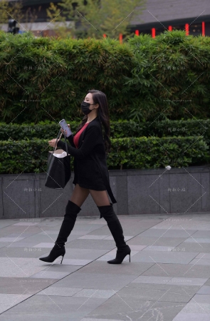 街拍长靴长腿美女 [18P]