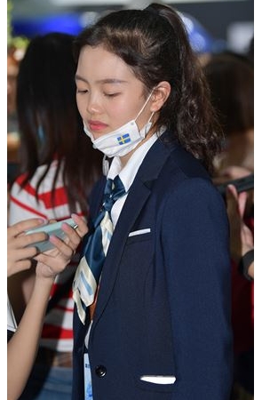 黑丝美女销售(86P)